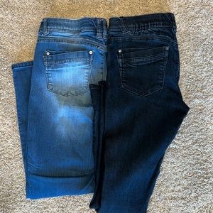 2 pairs Democracy denim skinny jeans size 4